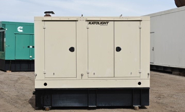 荆门发电机出租-柴油发电机使用电压互感器时的注意事项