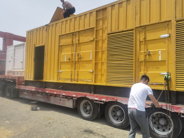 荆门除了负载情况和发动机维护，还有哪些因素会影响 200kw 柴油发电机的油耗？