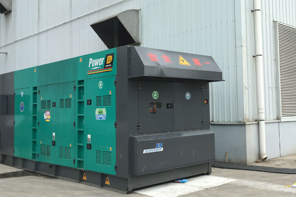 荆门燃油滤清器的更换流程是怎样的？