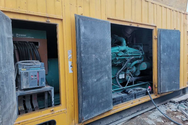 荆门发电机组夏季保养的注意事项有哪些？