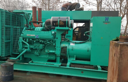 荆门发电机组如何判断水冷式机油散热器内部是否需要清洗？